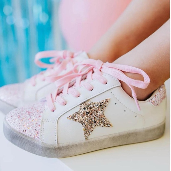 SweetHoney Adorable Gold Star Glitter Sneakers Size 3Y (only worn a few times) - Picture 1 of 9